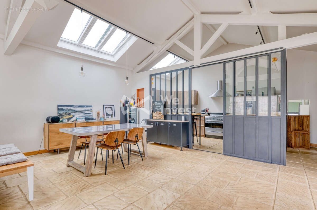 Maison à DECINES-CHARPIEU