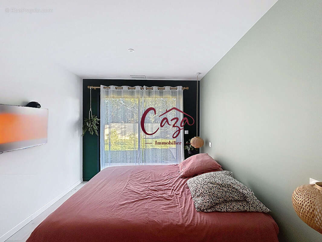 Maison à CAMBLANES-ET-MEYNAC