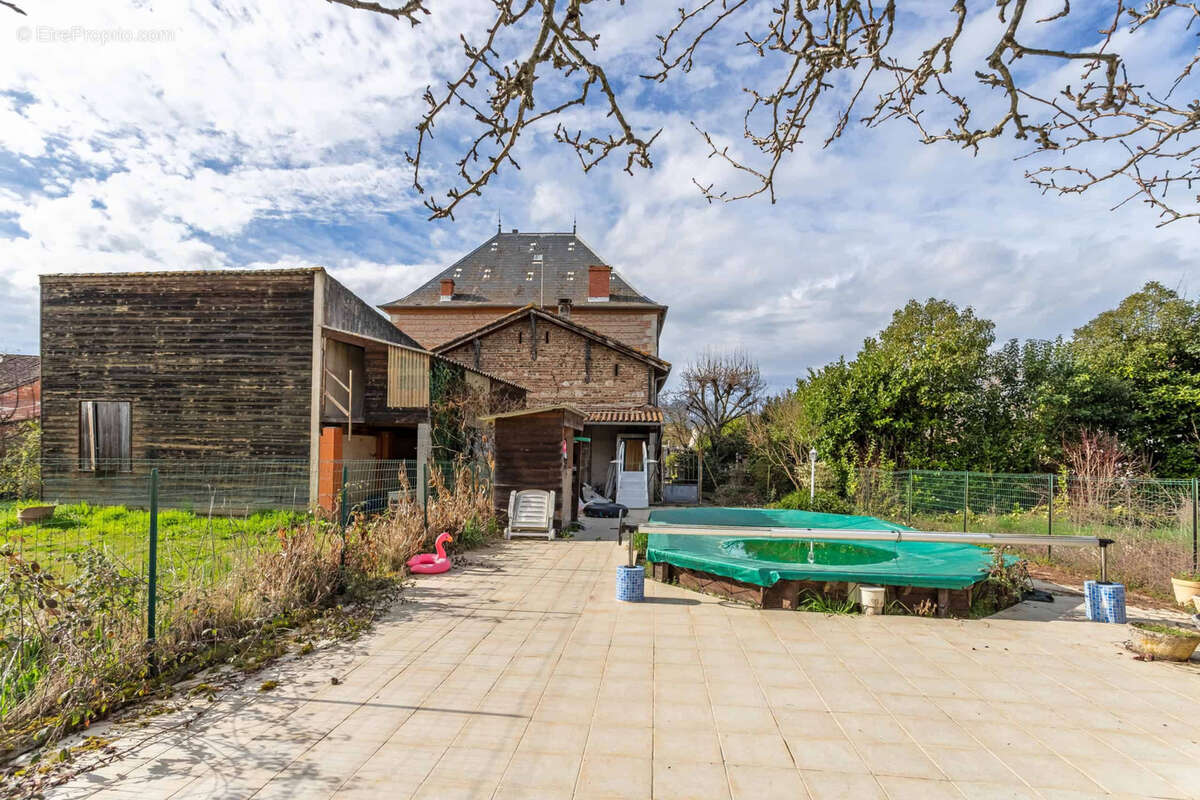 Village property with garden - photo 9