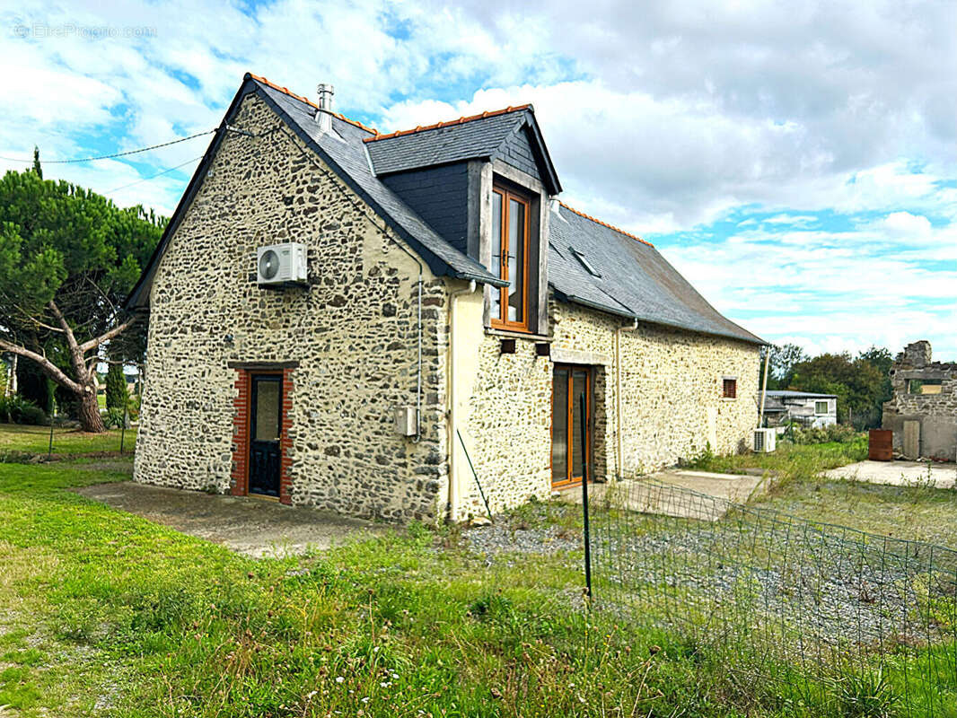 Maison à MARTIGNE-FERCHAUD