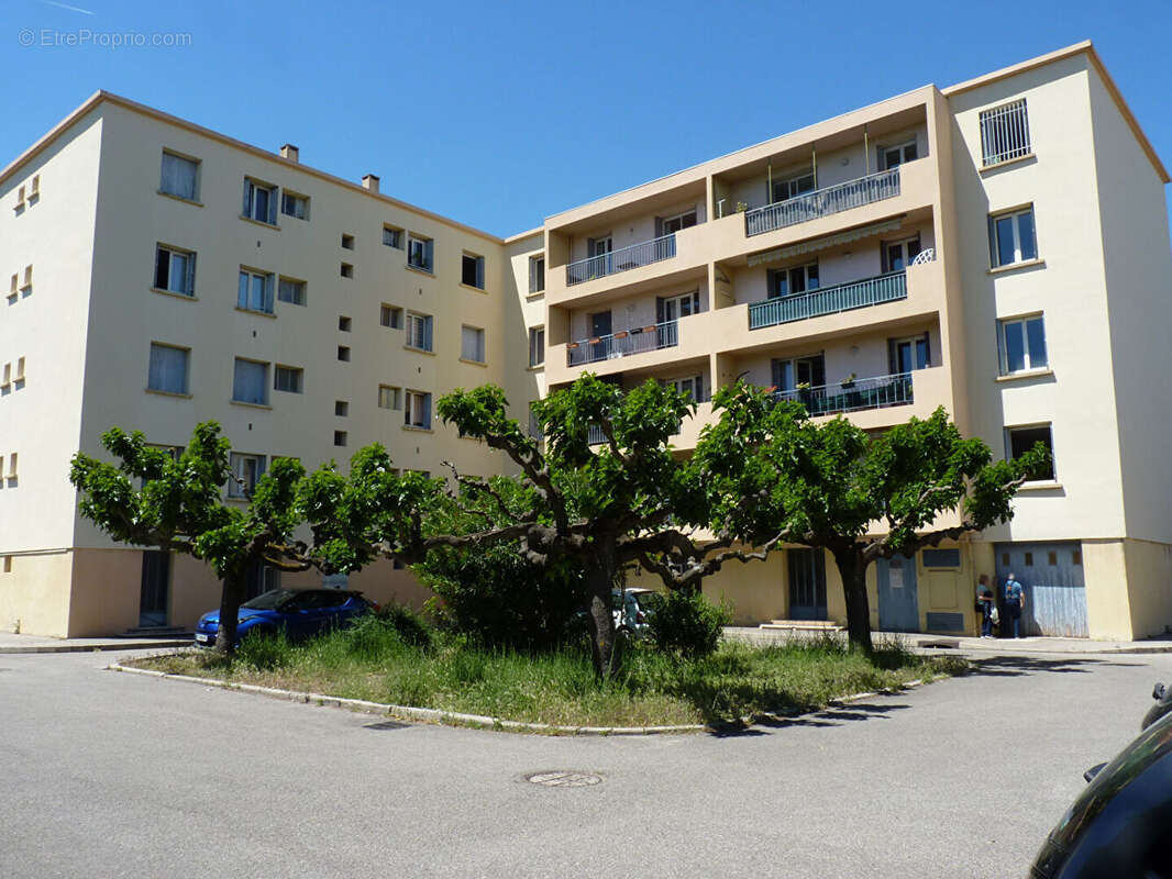 Appartement à CAVAILLON