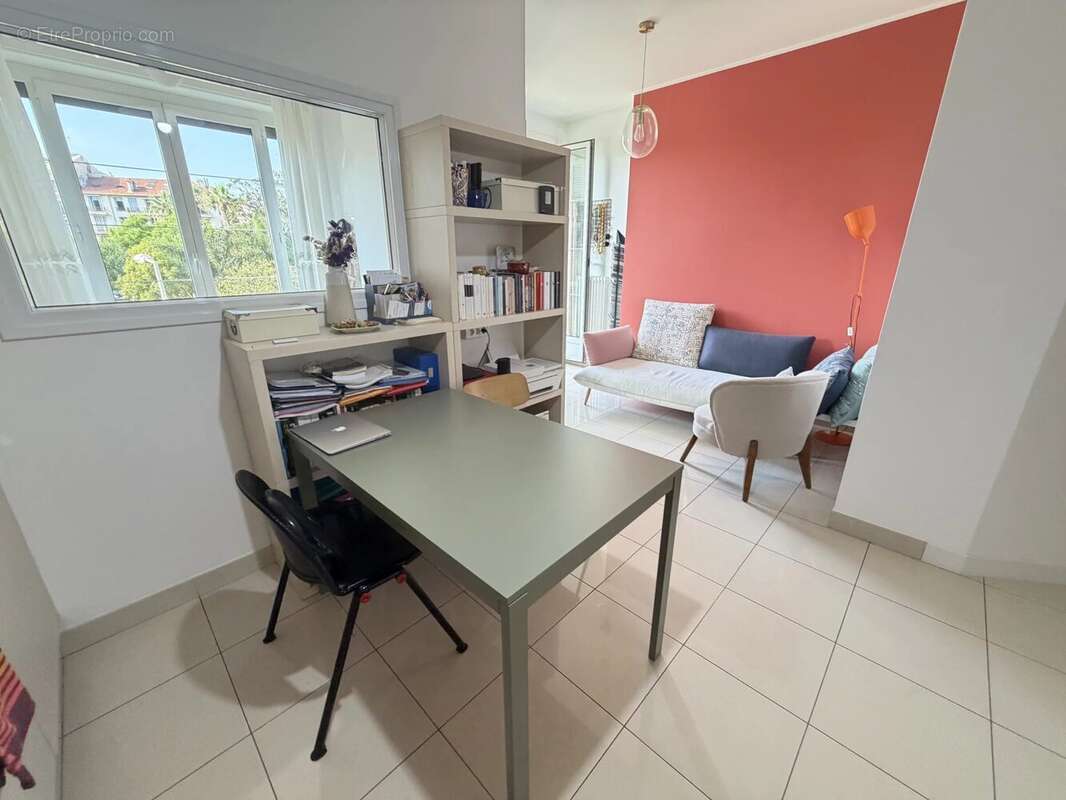 Charmant studio au Carré d'Or à Nice avec ascenseur - photo 3