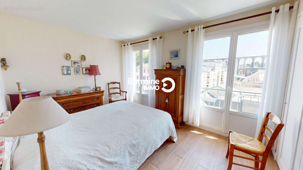 EXCLUSIVITÉ - Appartement de standing sur le très prisé port de plaisance de Morlaix - photo 13