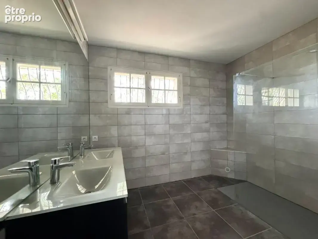 Maison 7 pièces / 143 m² / 259 000 EUR / CASTRES - photo 9