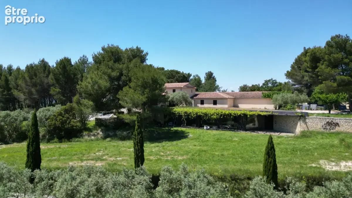 Ventoux   Domaine viticole de renom sur 18 ha - intimiste et vue dominante - photo 7