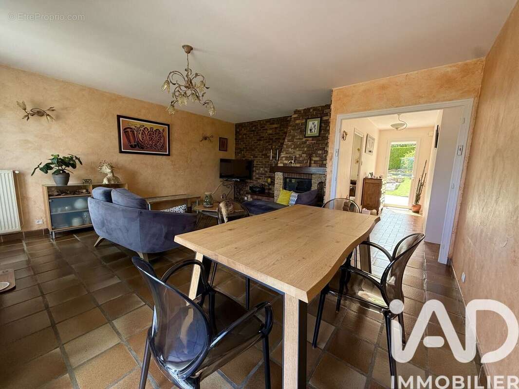 Photo 3 - Maison à SAINT-CYR-SUR-LE-RHONE