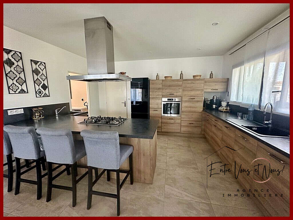 Maison 163 m² à Langon  - photo 4
