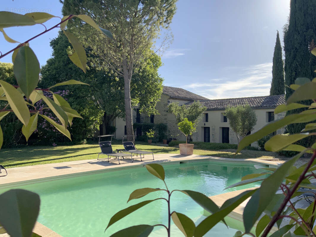 Propriété d'exception à 350 m du centre d' Uzès à pieds. - photo 5