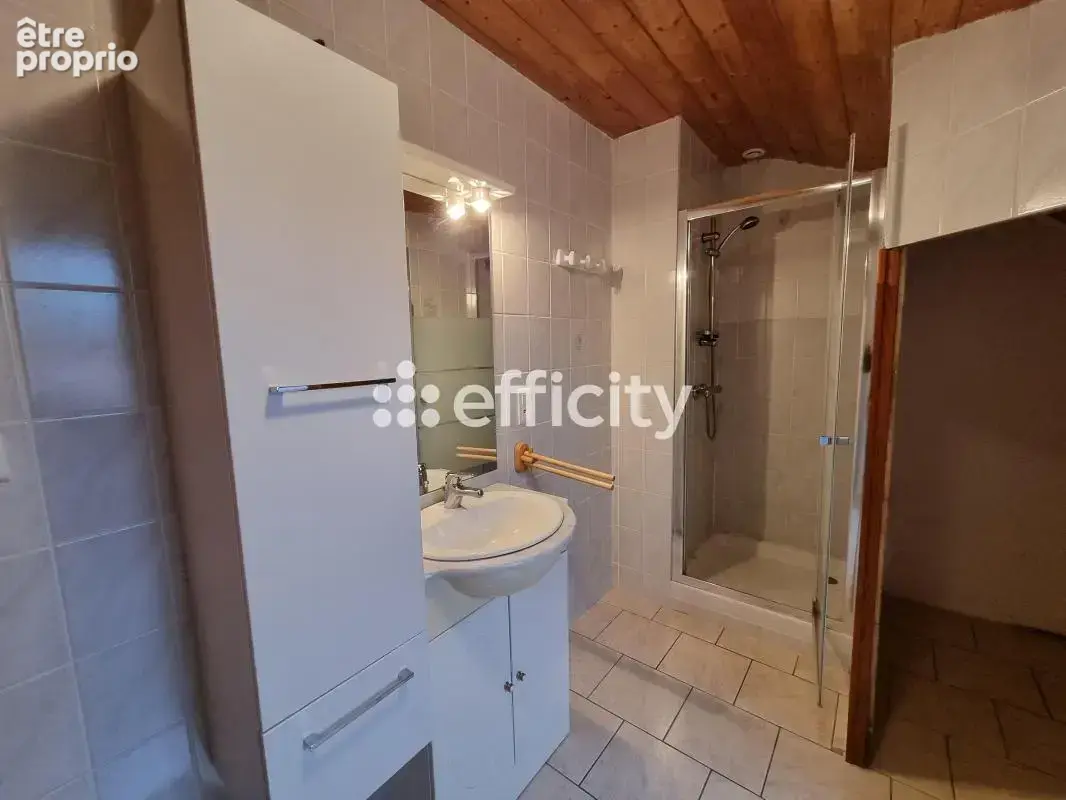 Maison 144 m² à Les Bessons  - photo 14