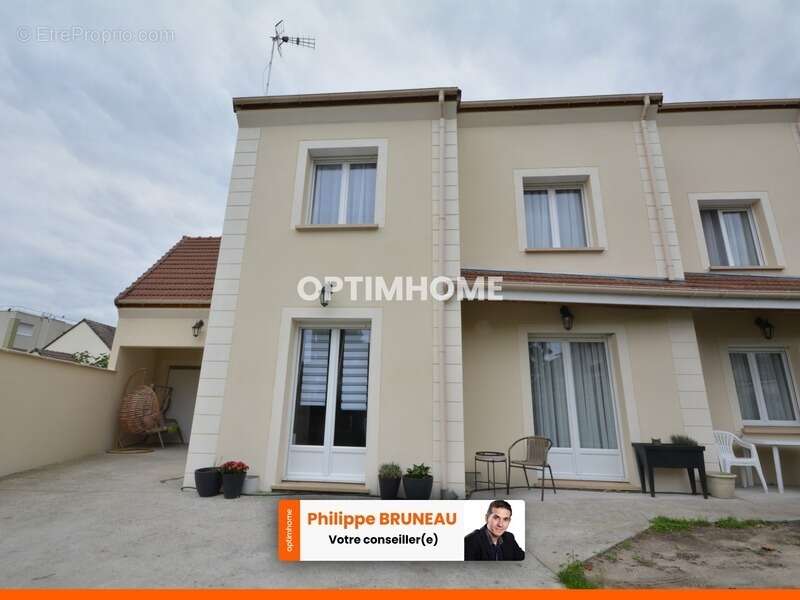 Maison à MANTES-LA-JOLIE