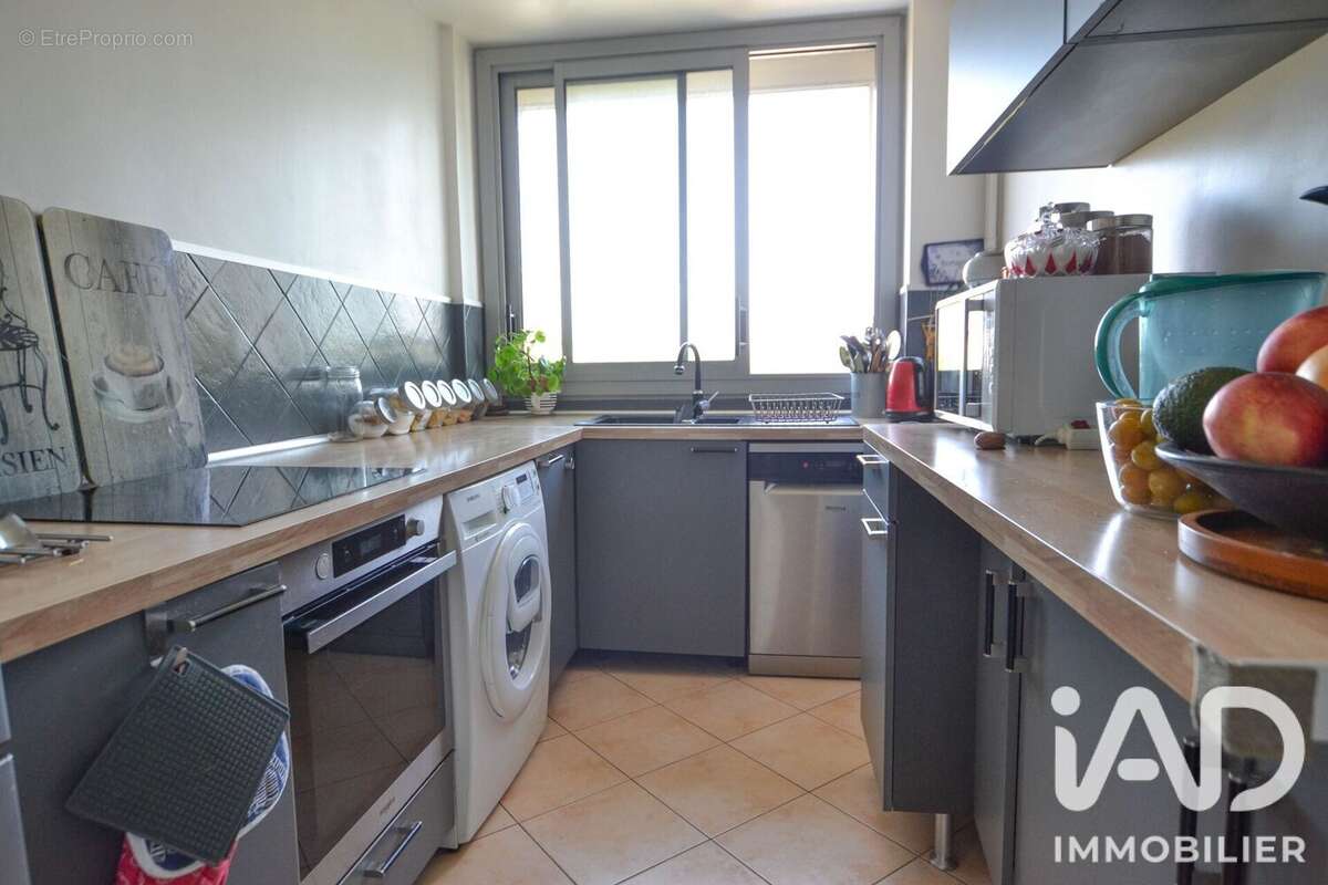 Appartement 93 m² à Fresnes  - photo 5
