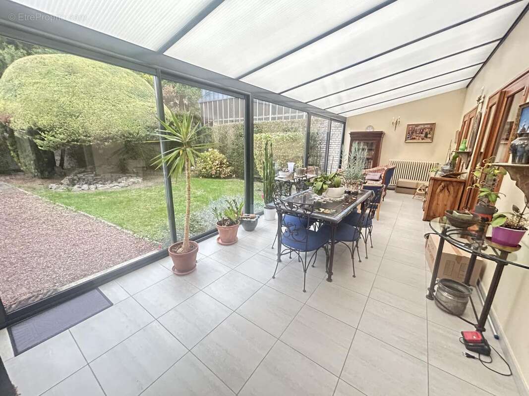 Maison 242 m² à Cambrai  - photo 4