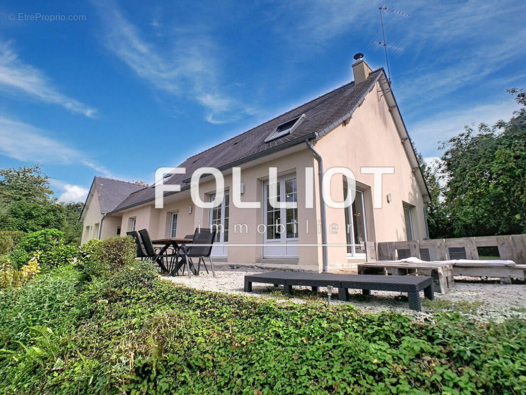 Maison à SAINT-GEORGES-MONTCOCQ