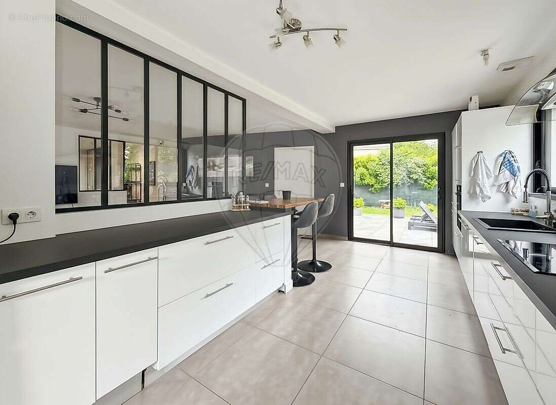 Maison 5 chambre(s) à vendre - photo 3