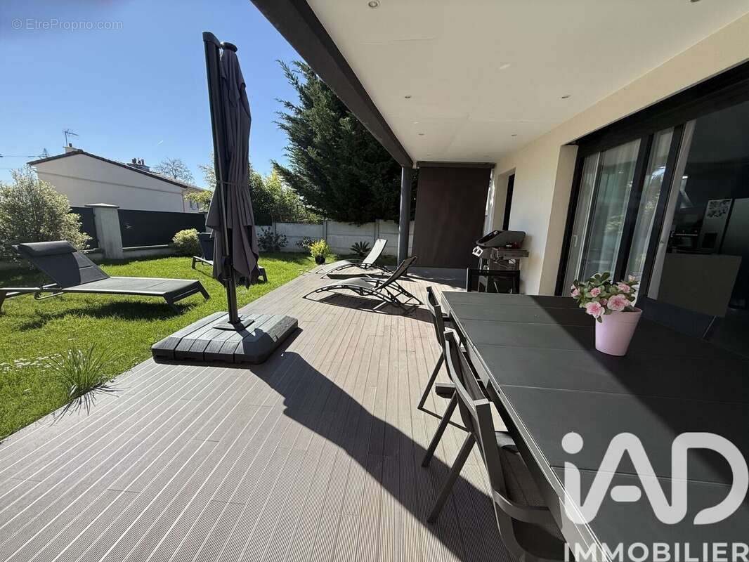 Maison 147 m² à Gagny  - photo 8