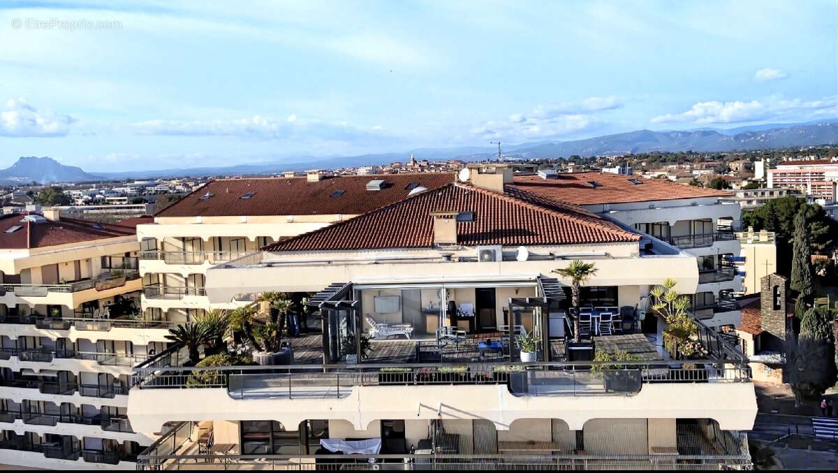 Appartement à FREJUS