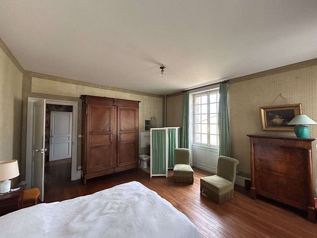 Maison à COUSANCES-LES-FORGES