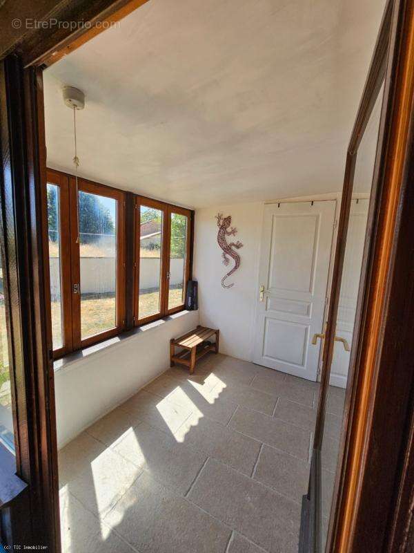 Maison à CHAMPAGNE-MOUTON