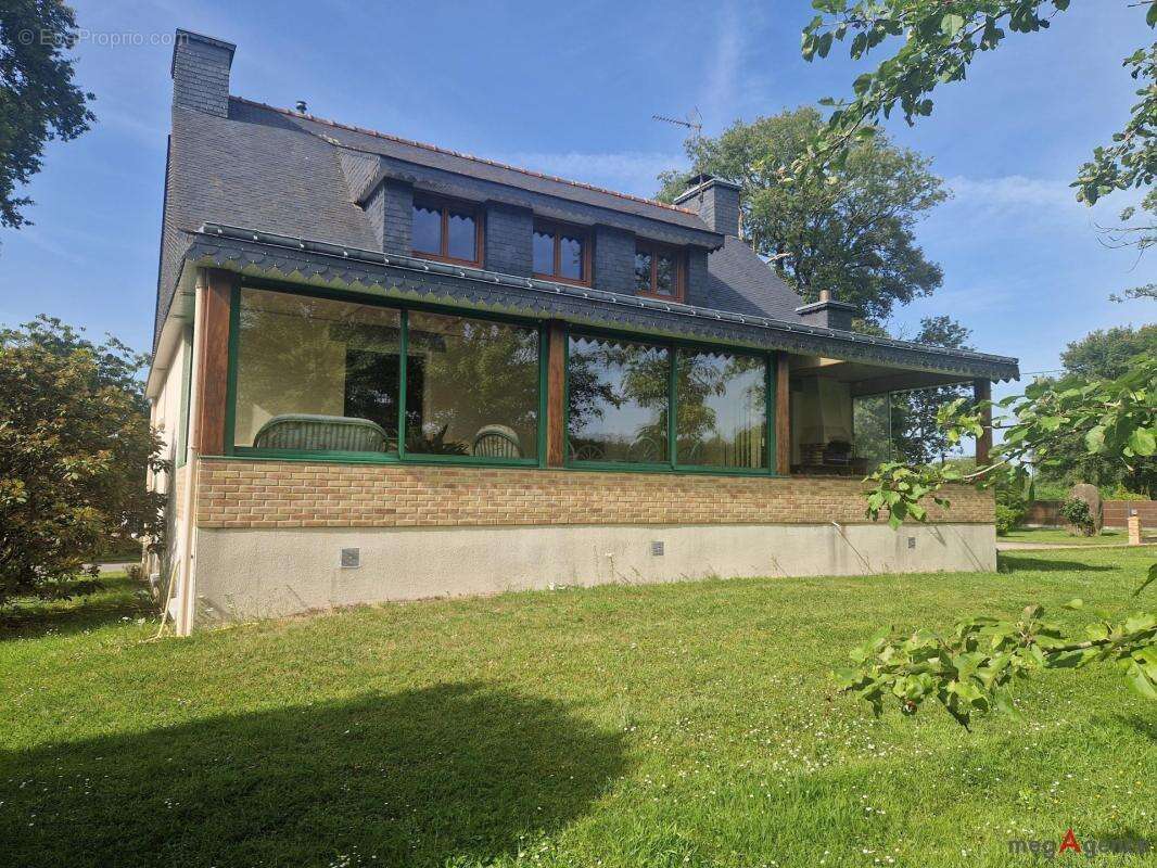 Maison à SAINT-GUYOMARD