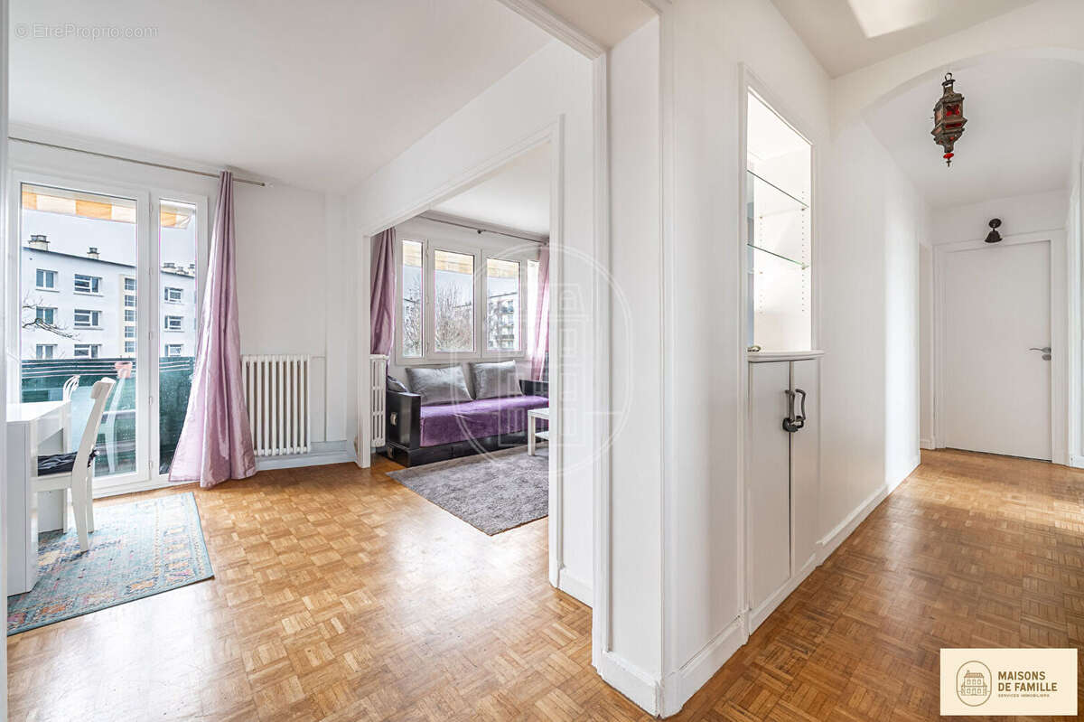 Appartement à GARCHES