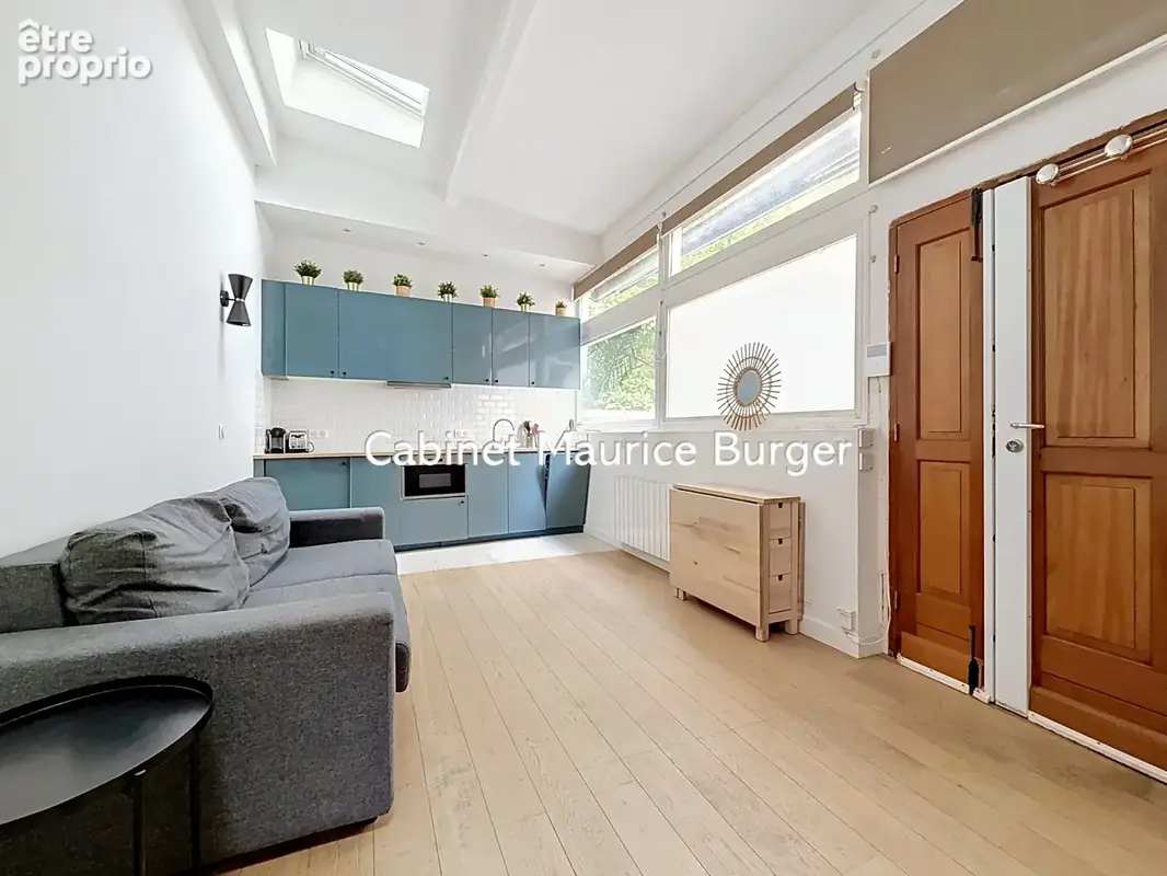 Studio esprit maison avec terrasse   Baigné de lumière, au calme et vendu meublé - photo 2