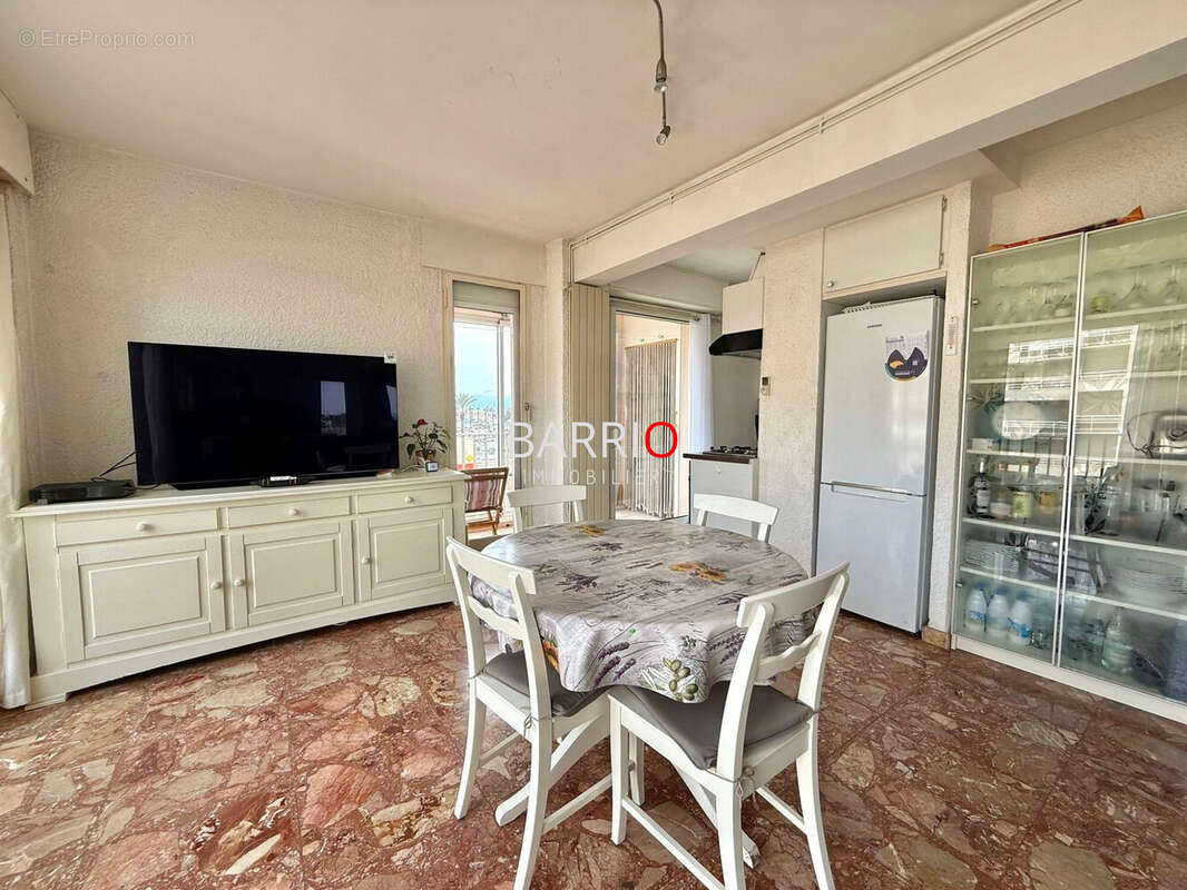 Appartement 60 m² à Saint-Cyprien  - photo 4