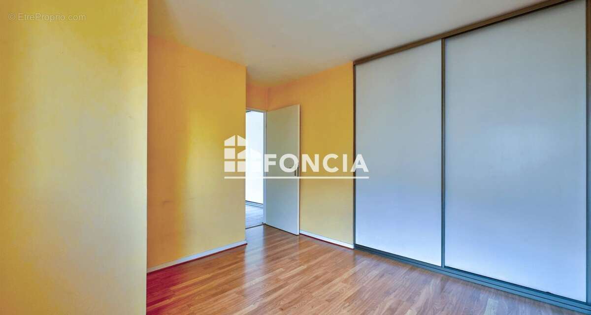 Appartement à MONTIGNY-LE-BRETONNEUX