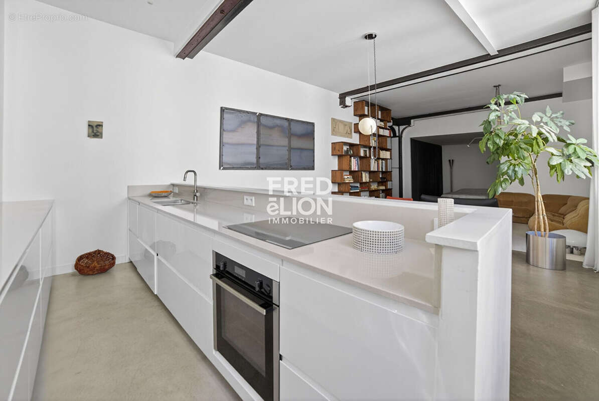 Appartement à PARIS-19E