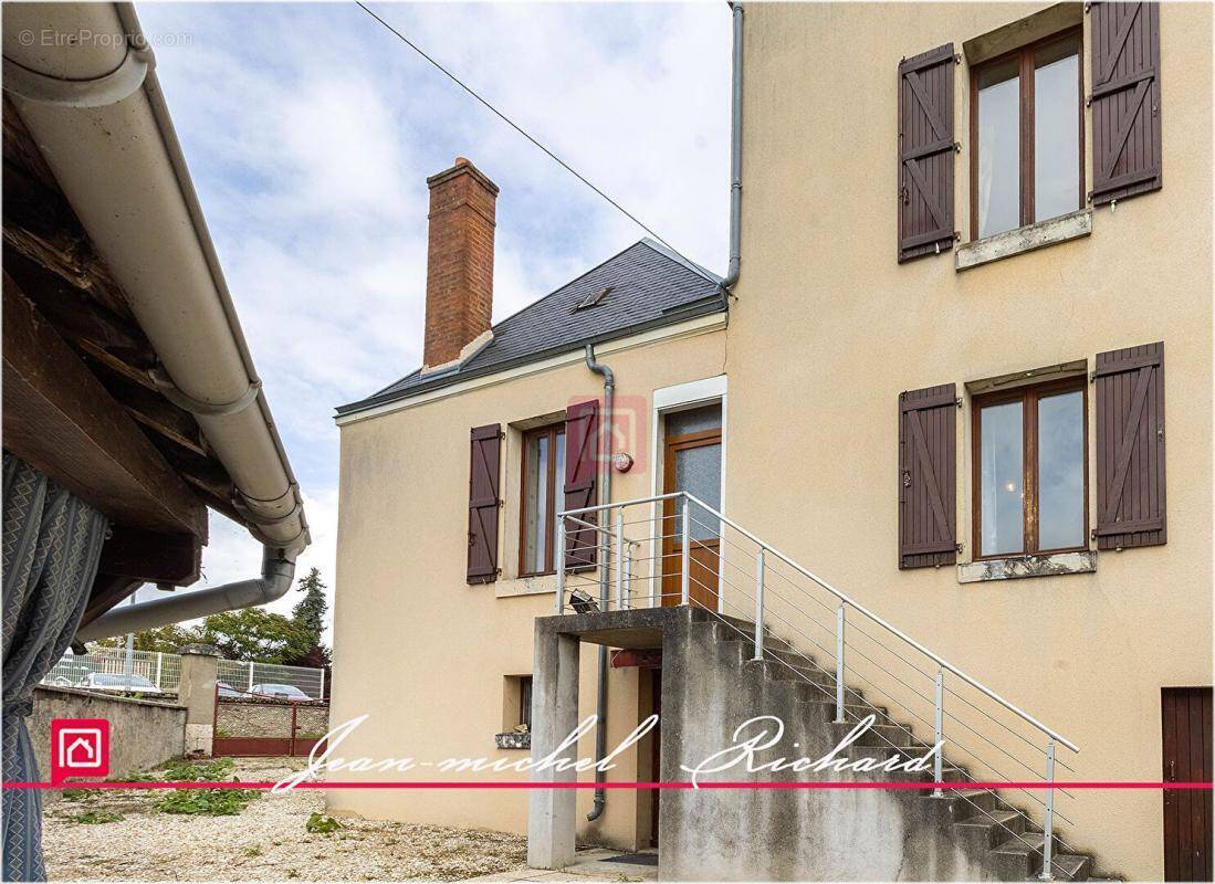 Maison à NOYERS-SUR-CHER