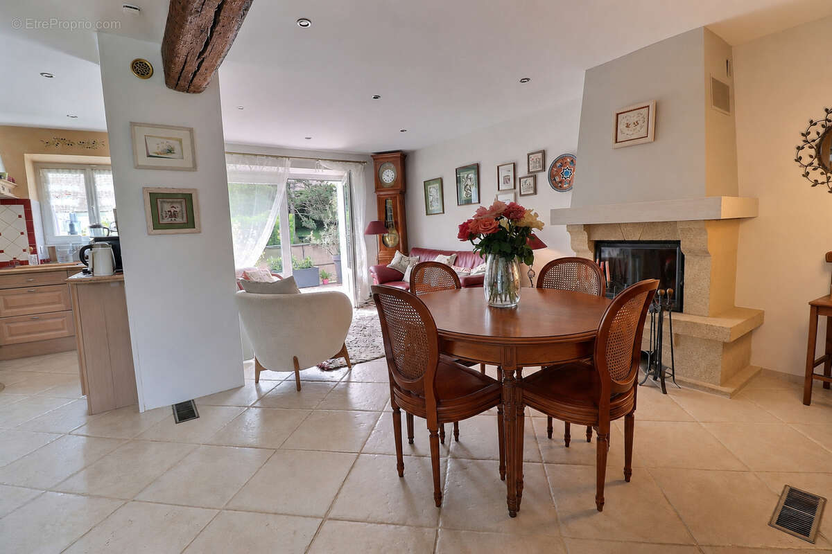 Maison Marly Le Roi  - 120m² sur 114m² de terrain. - photo 7
