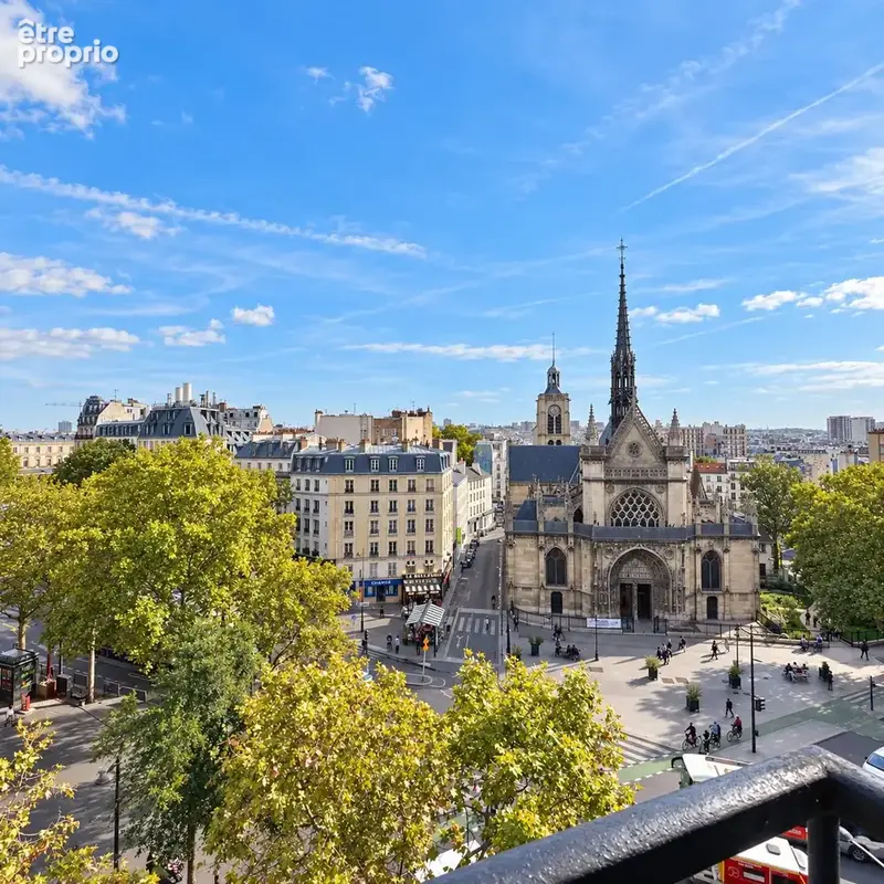 Appartement à PARIS-10E