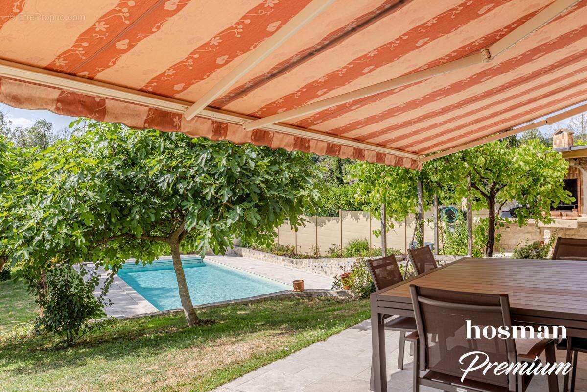 Demeure d'exception - 500 m² habitables sur un parc de 4 175 m² - 10 pièces - Piscine et salle de sport - photo 5