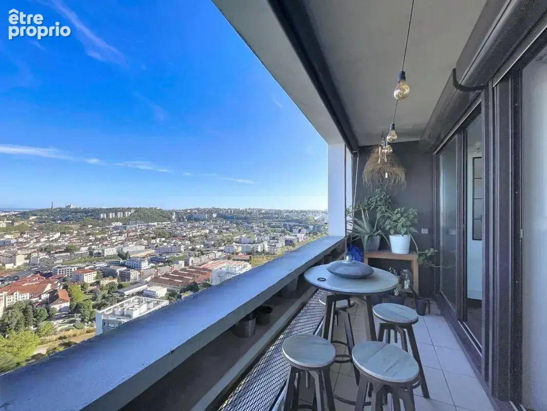 LYON 9e-82 M2- 3 chambres avec balcon-Vue panoramique - photo 7