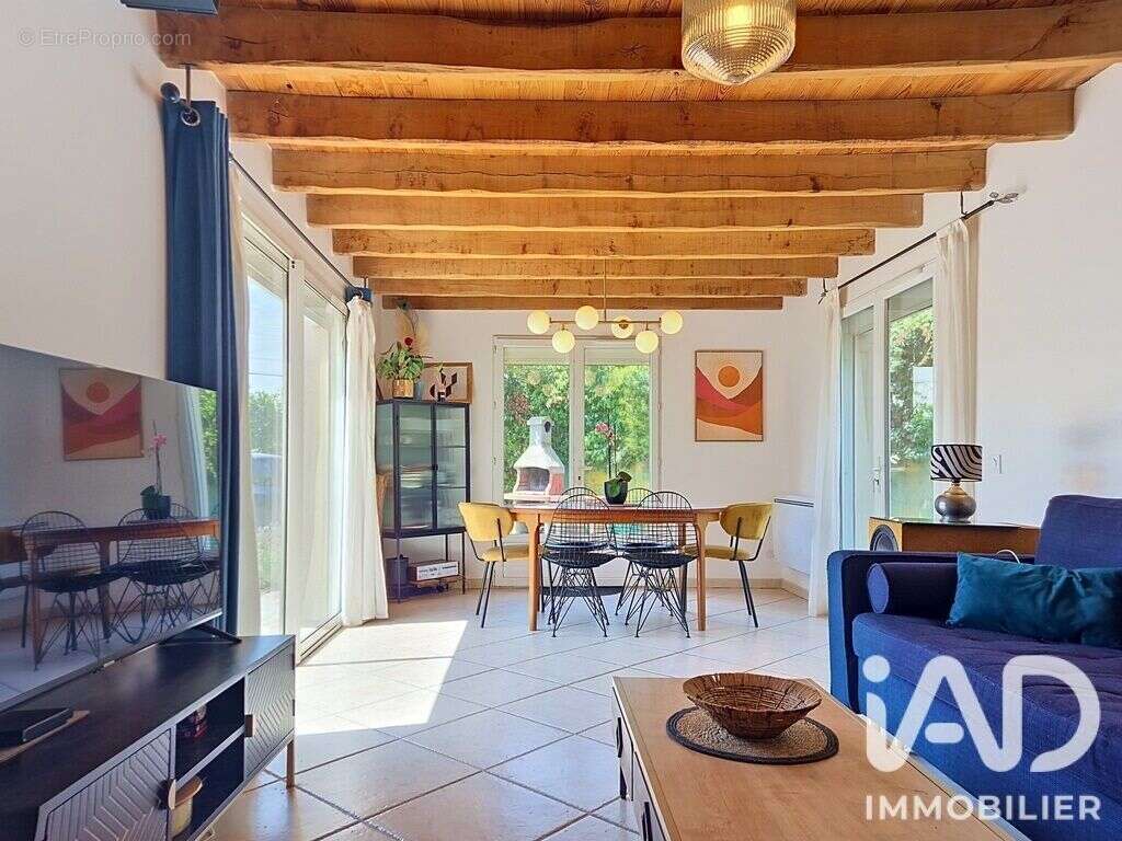 Maison 103 m² à Grisy-Suisnes  - photo 9