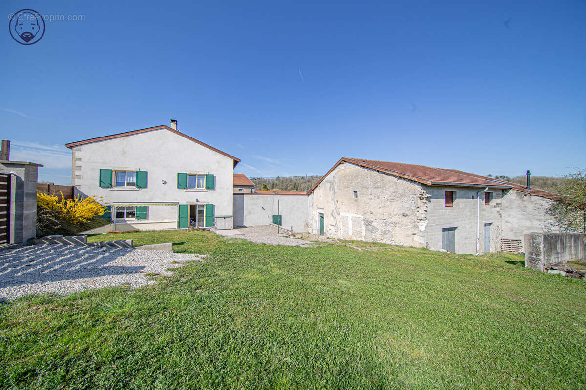 Maison à DELOUZE-ROSIERES