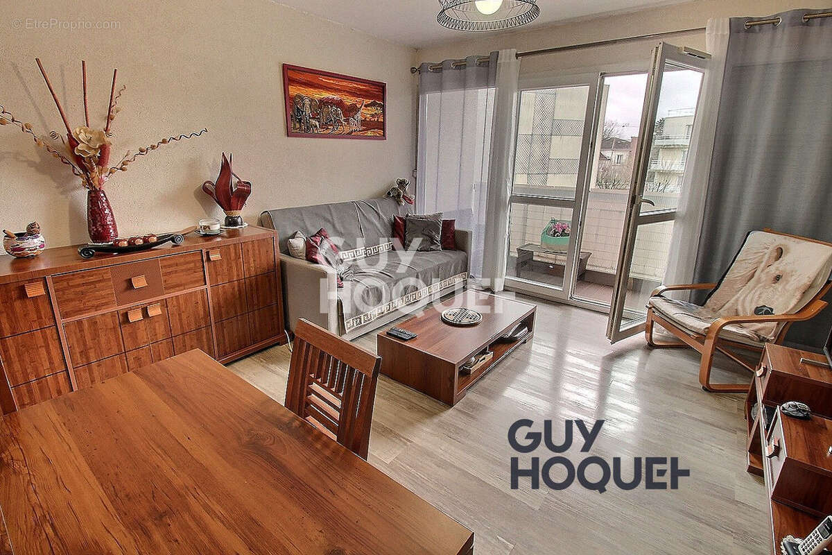 Appartement à LIMEIL-BREVANNES