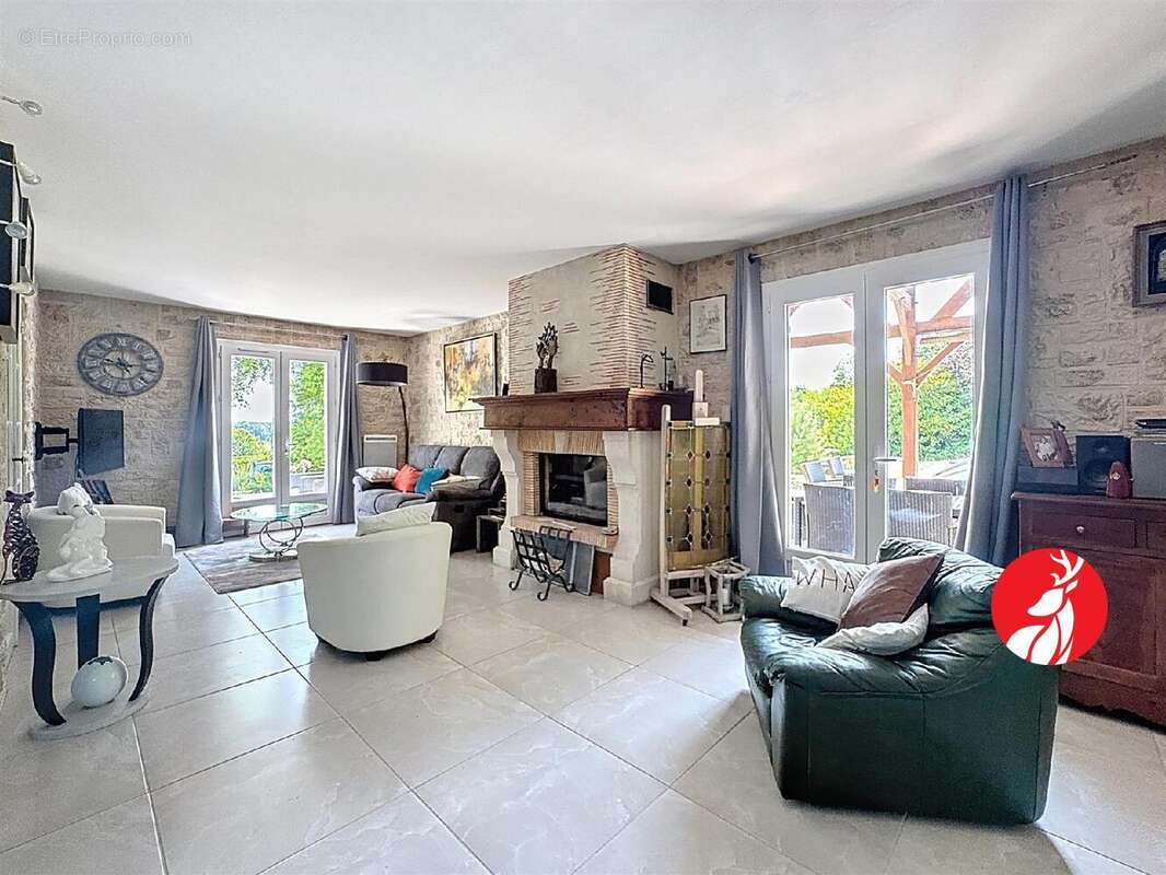 Maison à MILLY-LA-FORET