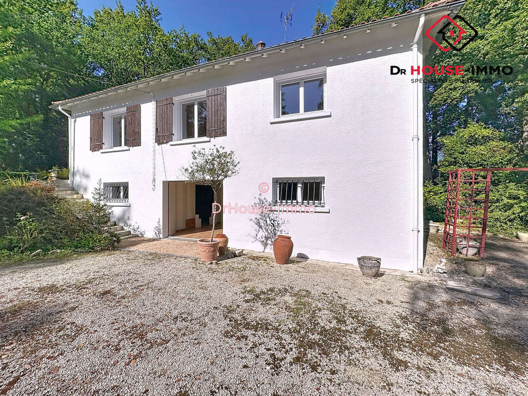 Maison à COULOUNIEIX-CHAMIERS