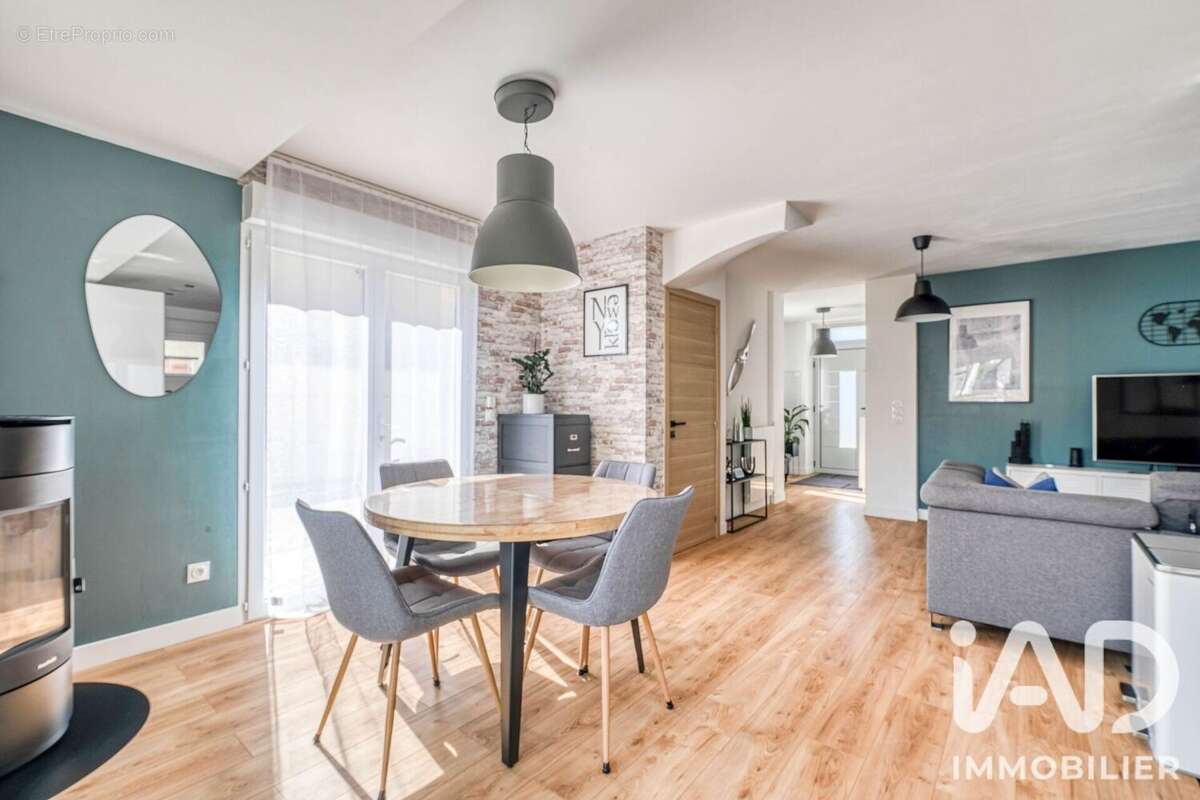 Photo 5 - Maison à NANTEUIL-LES-MEAUX