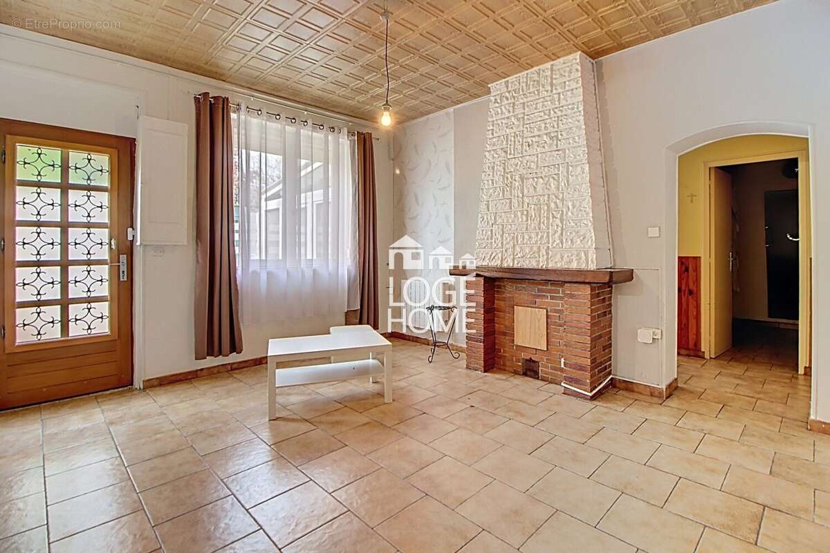 Maison à SIN-LE-NOBLE