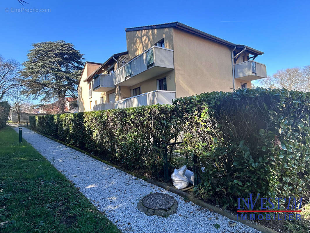 Appartement à SAINT-GENIS-LAVAL