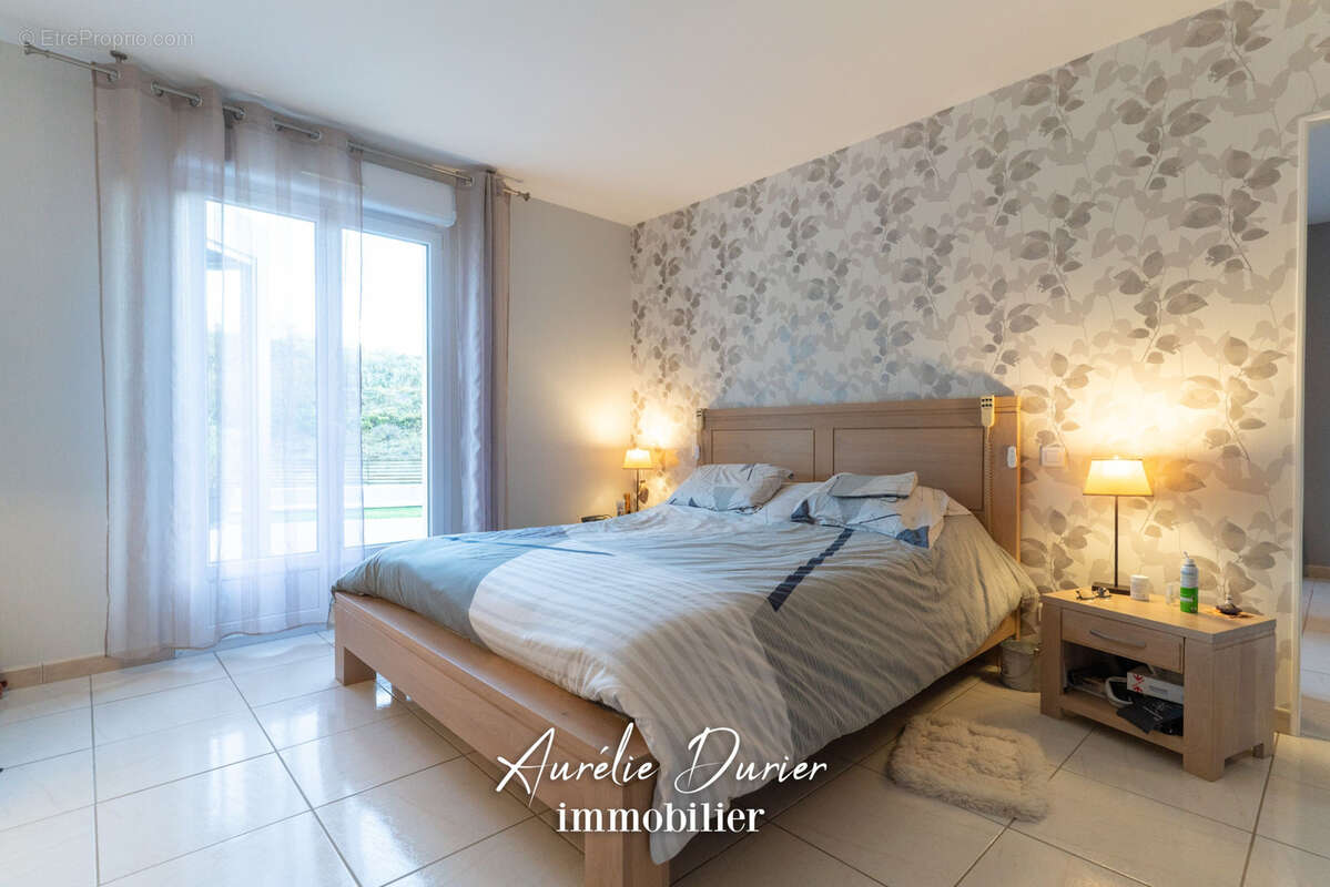 Maison à MONTRICHARD