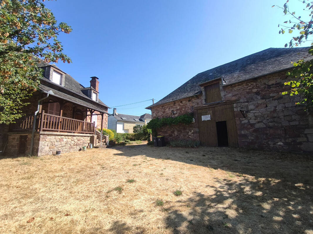 Maison à SAINT-SOLVE