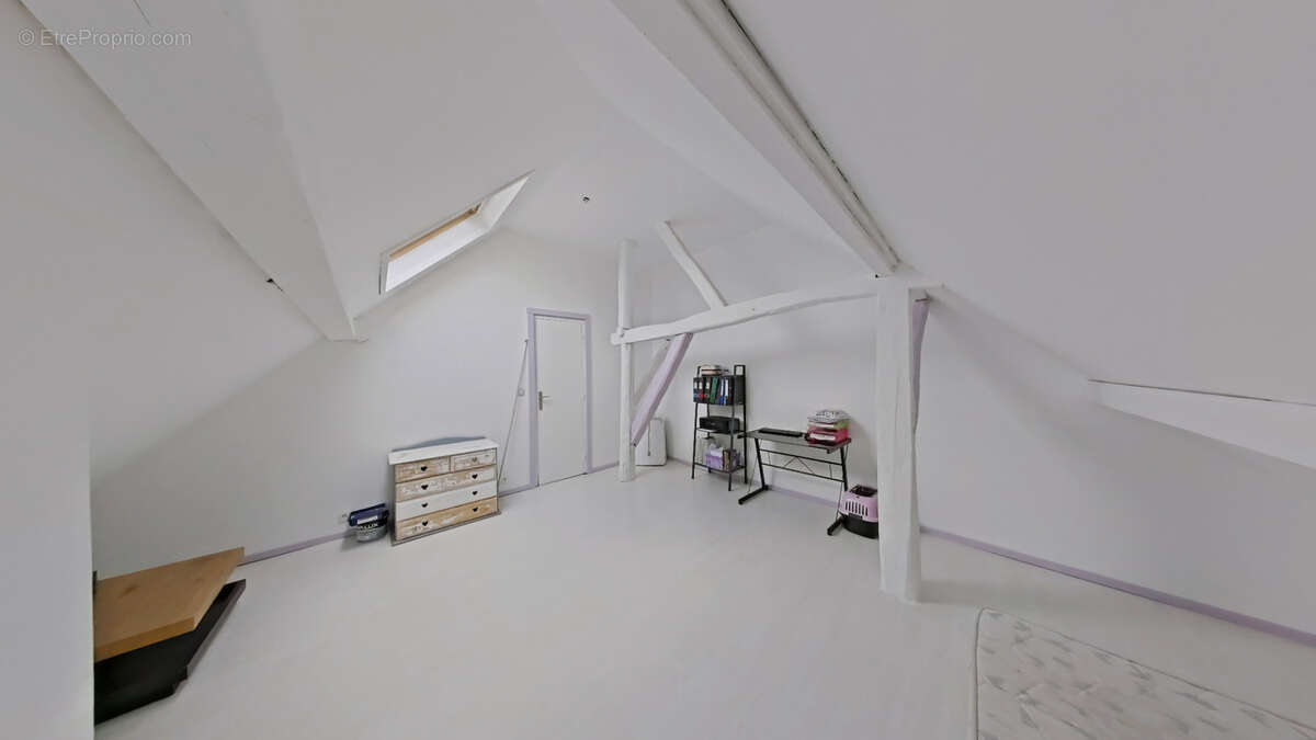 Maison à SAINTE-HELENE-SUR-ISERE