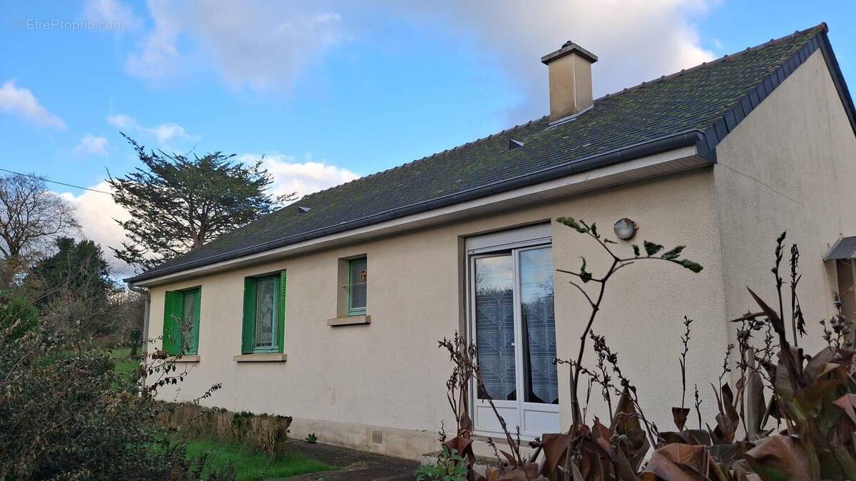 Photo 1 - Maison à MONTREUIL-SUR-ILLE