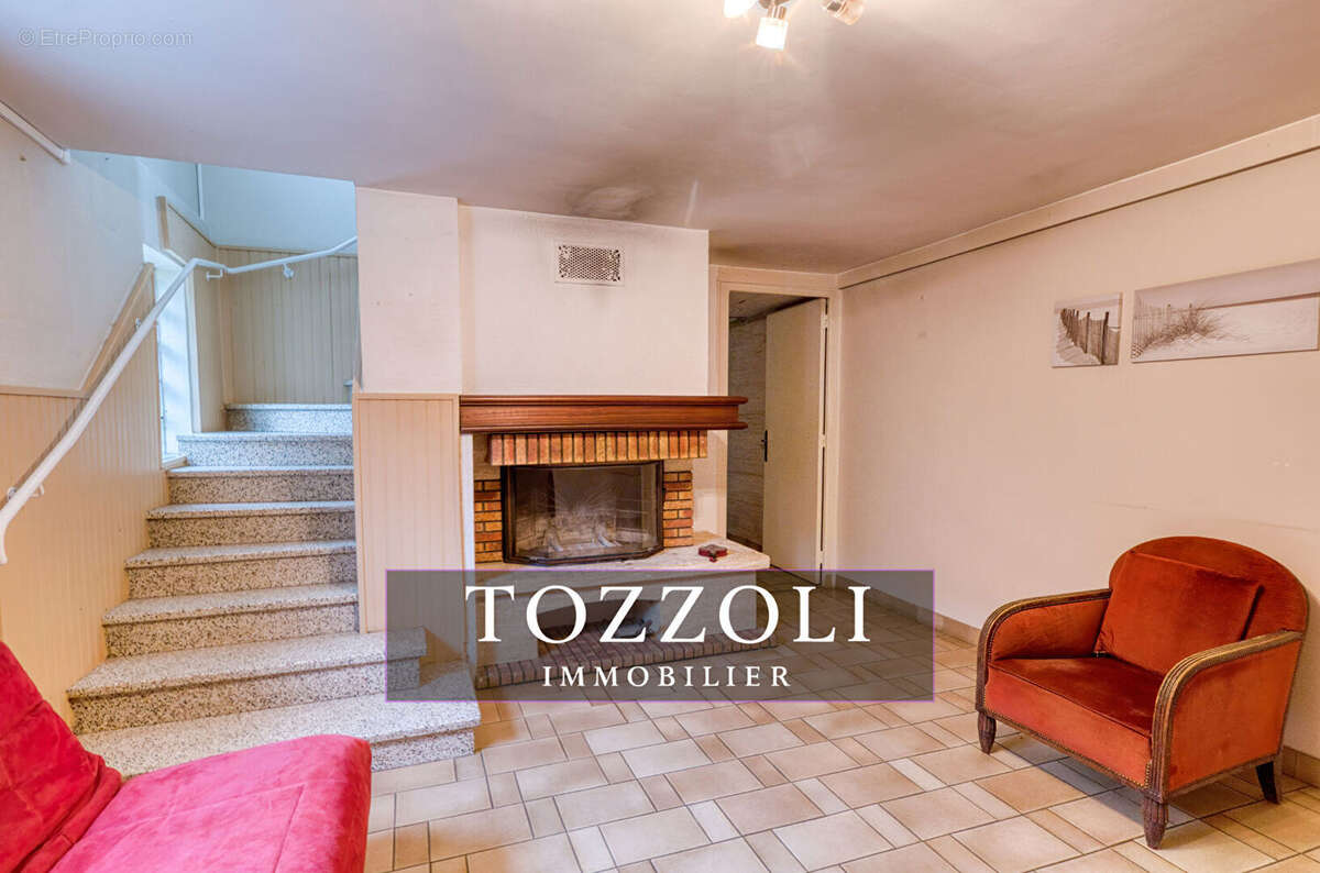 Maison à SAINT-QUENTIN-FALLAVIER