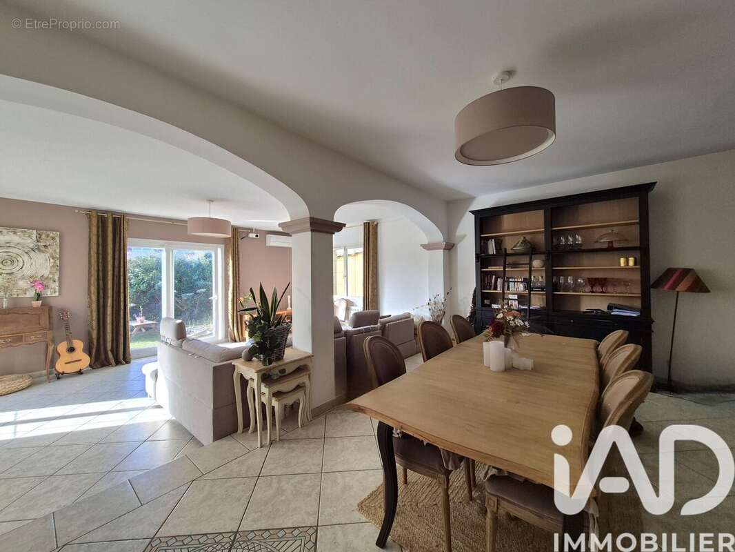 Photo 3 - Maison à MONTARNAUD