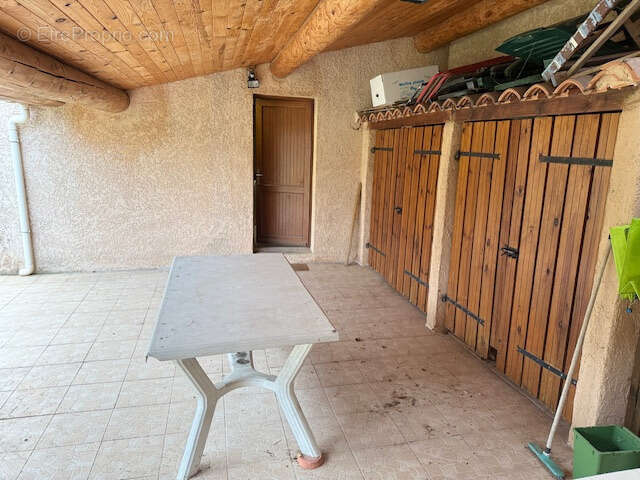 Maison à PERNES-LES-FONTAINES