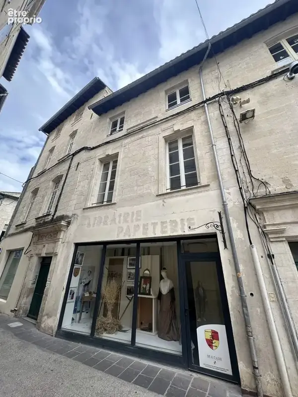 Appartement à BEAUCAIRE