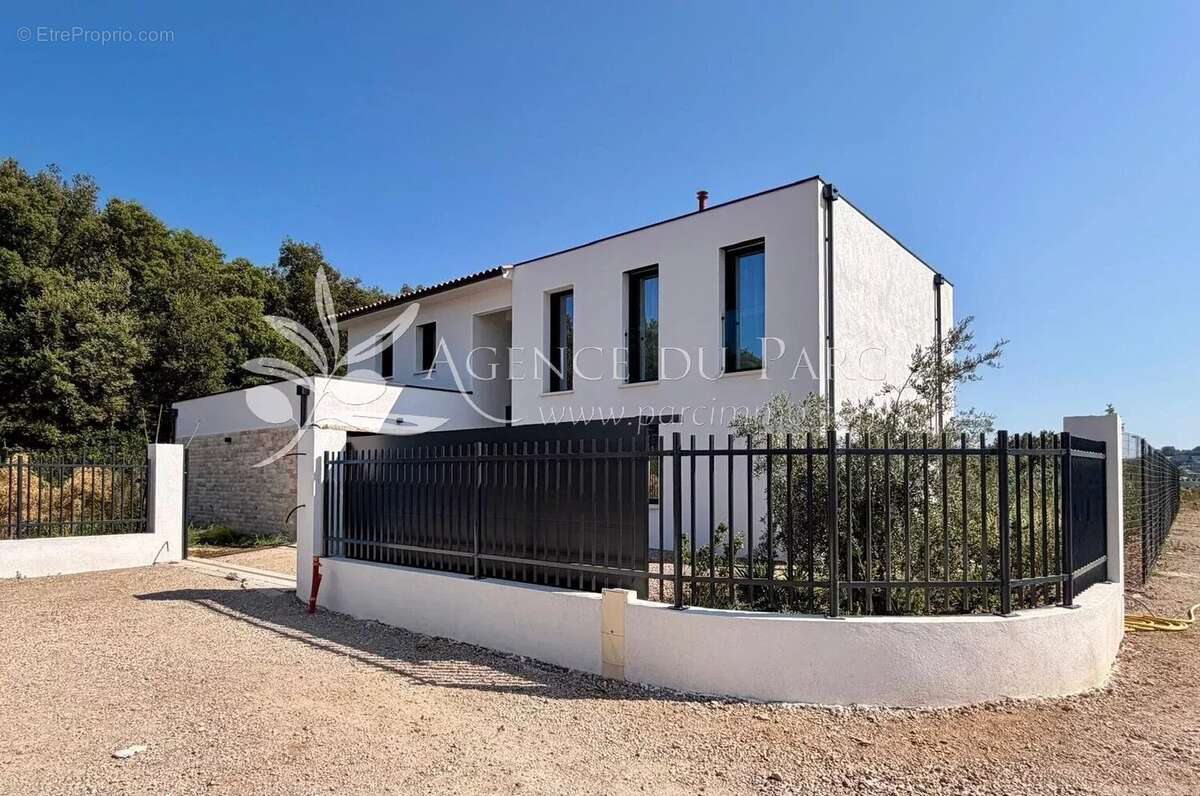 Domaine sécurisé villa au calme vue dégagée - photo 16